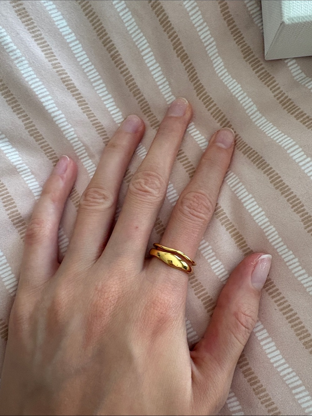 Caitlyn Minimalist Gold Ring set - Picture 3 of 5